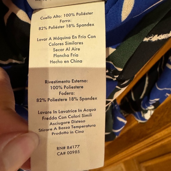 Iconic Style, Unworn Perfection: DVF Black jumpsuit sz 6US - Picture 8 of 9